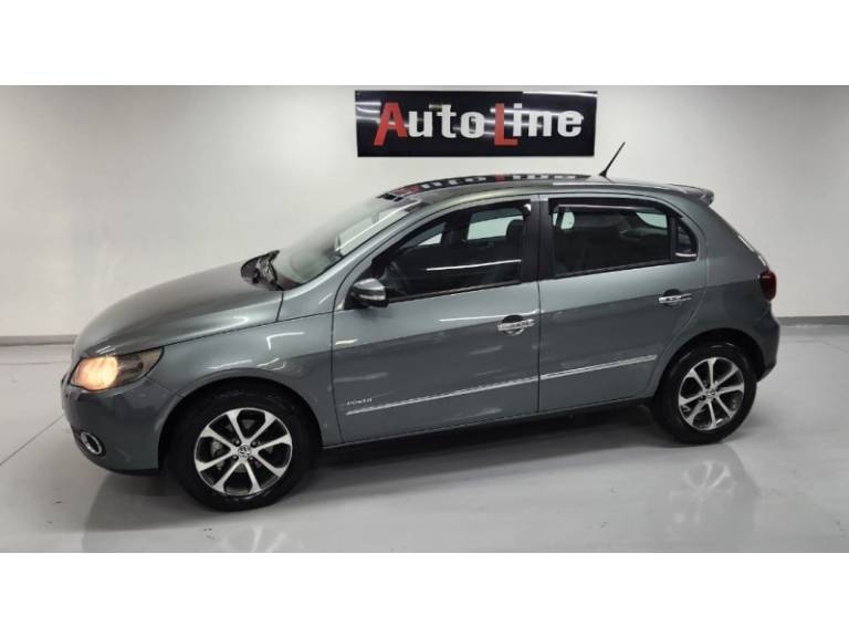 VOLKSWAGEN - GOL - 2011/2011 - Prata - R$ 38.900,00