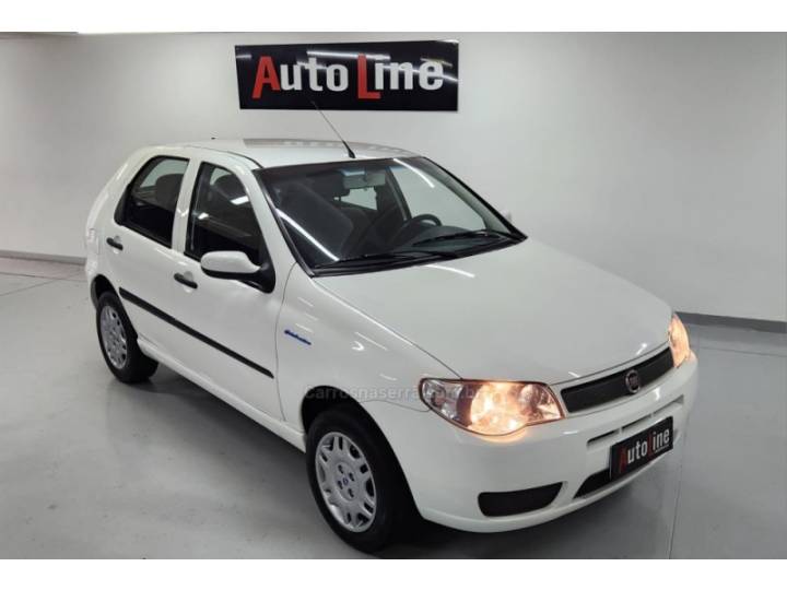 FIAT - PALIO - 2010/2010 - Branca - R$ 29.900,00
