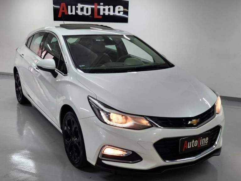 CHEVROLET - CRUZE - 2017/2017 - Branca - R$ 98.900,00
