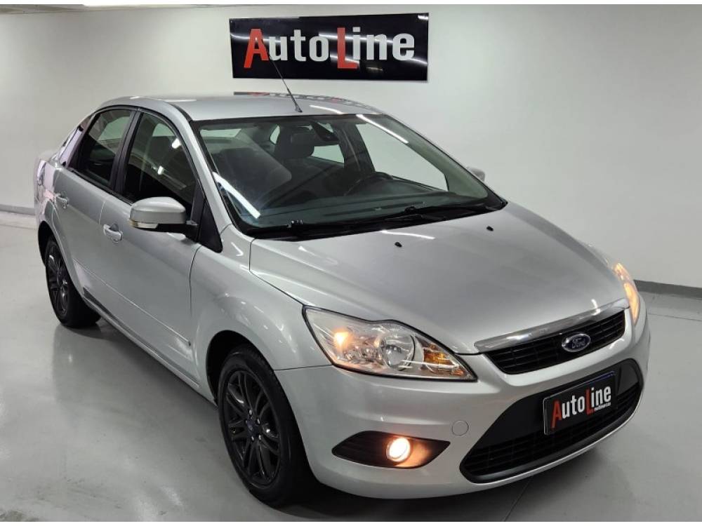 FORD - FOCUS - 2013/2013 - Prata - R$ 46.900,00