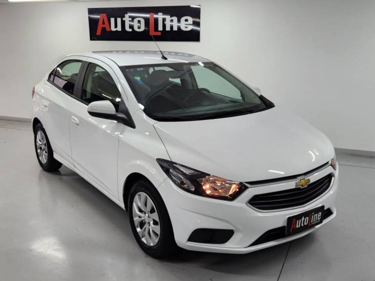 CHEVROLET - ONIX - 2017/2017 - Branca - R$ 58.999,00