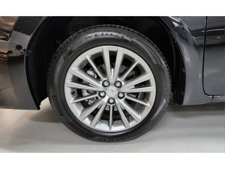 TOYOTA - COROLLA - 2017/2017 - Preta - R$ 89.999,00