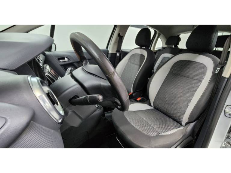 CITROËN - C3 - 2027/2018 - Prata - R$ 61.999,00