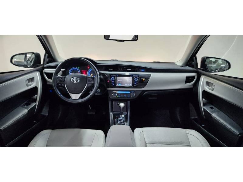 TOYOTA - COROLLA - 2017/2017 - Preta - R$ 94.900,00