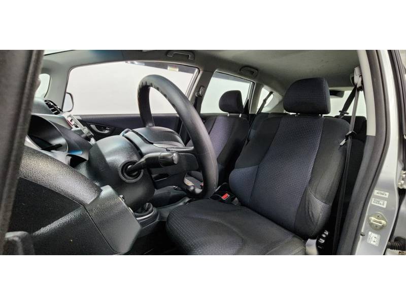 HONDA - FIT - 2011/2011 - Prata - R$ 45.900,00