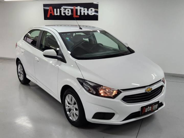 CHEVROLET - ONIX - 2017/2017 - Branca - R$ 58.999,00