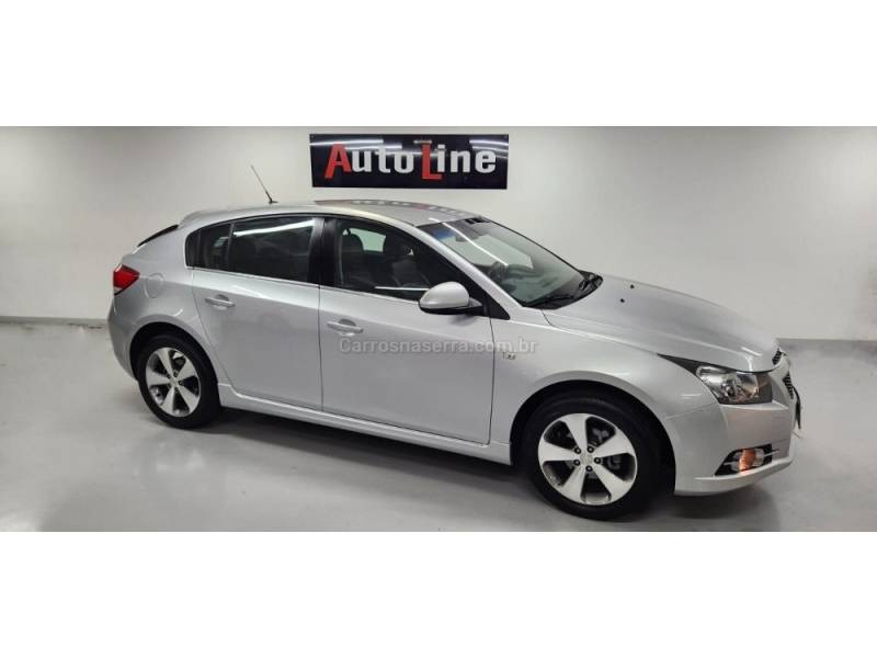 CHEVROLET - CRUZE - 2014/2014 - Prata - R$ 65.900,00