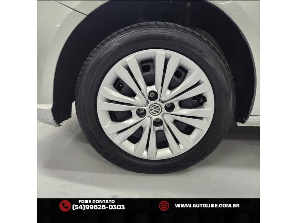 VOLKSWAGEN - VOYAGE - 2020/2020 - Prata - R$ 59.900,00