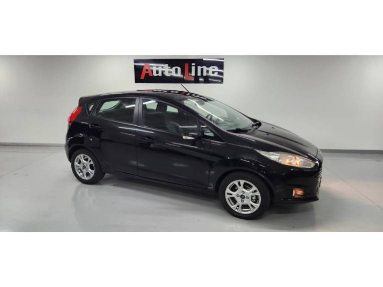FORD - FIESTA - 2014/2014 - Preta - R$ 43.500,00