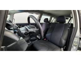 HONDA - FIT - 2011/2011 - Prata - R$ 47.990,00