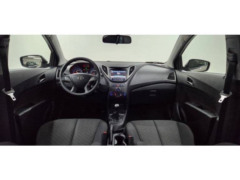 HYUNDAI - HB20 - 2019/2019 - Prata - R$ 60.900,00