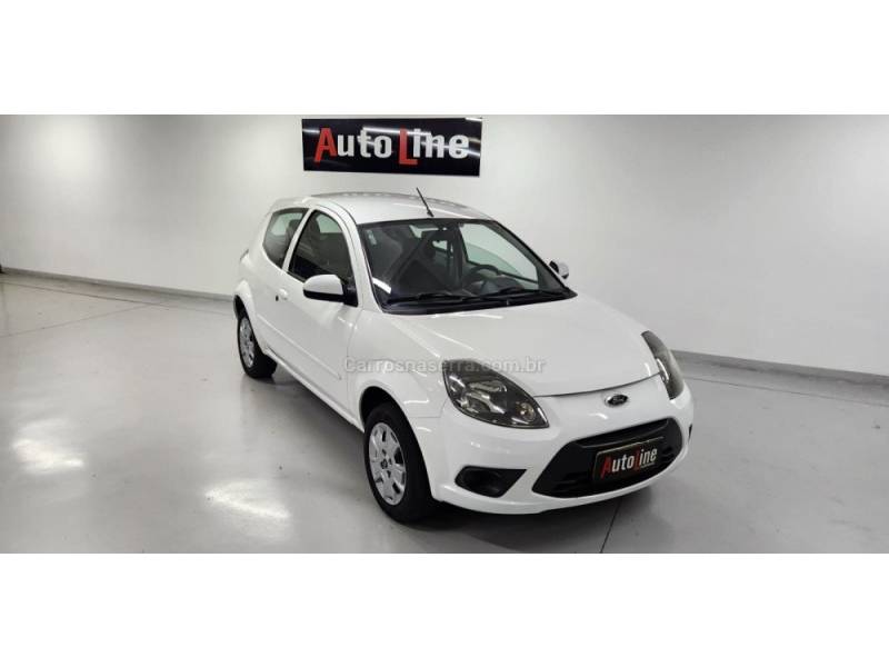 FORD - KA - 2012/2011 - Branca - R$ 28.900,00