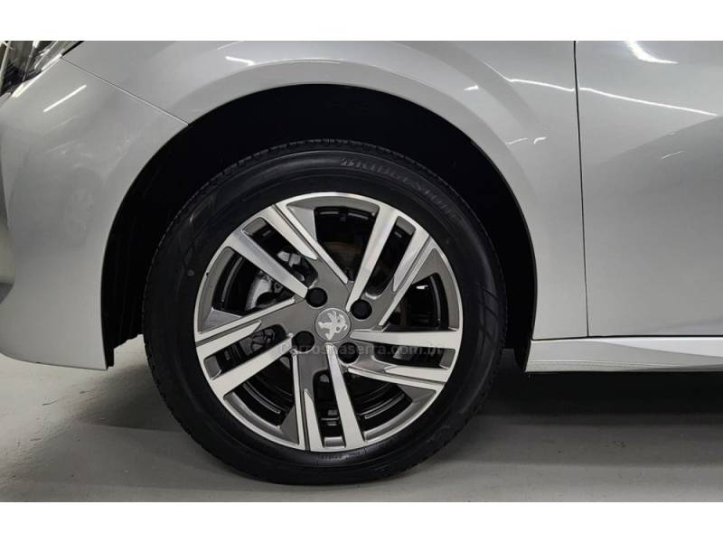 PEUGEOT - 208 - 2022/2022 - Prata - R$ 75.900,00