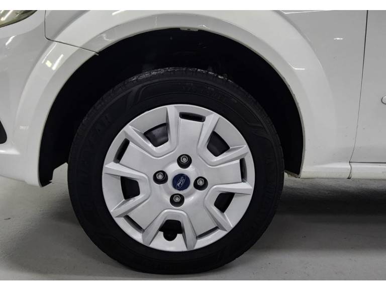 FORD - KA - 2012/2012 - Prata - R$ 27.999,00