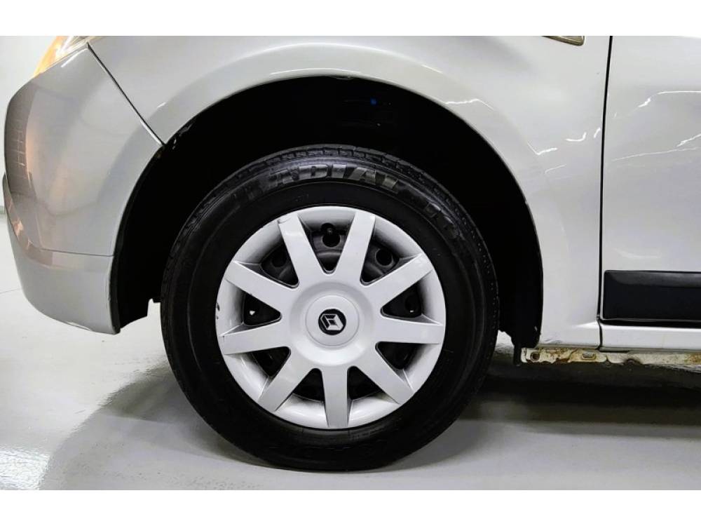 RENAULT - SANDERO - 2011/2011 - Prata - R$ 32.900,00